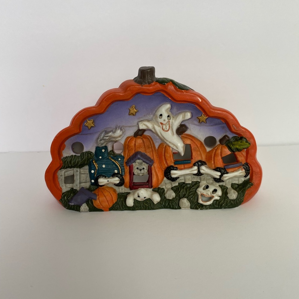 Halloween vintage  primitive tea light candle holder table decor pumpkin shape